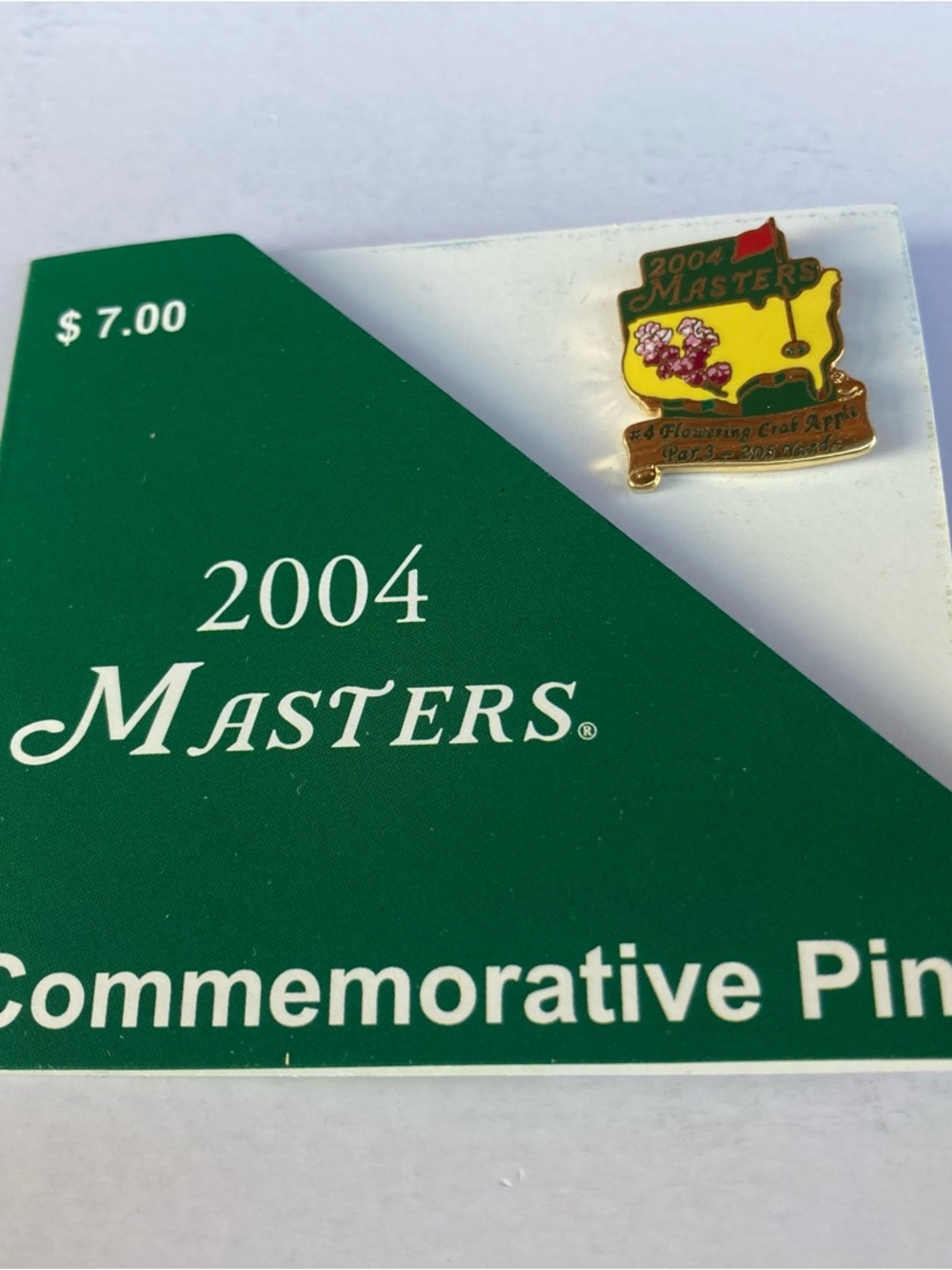 New 2004 Masters Commemorative Golf Pin - Green & Gold